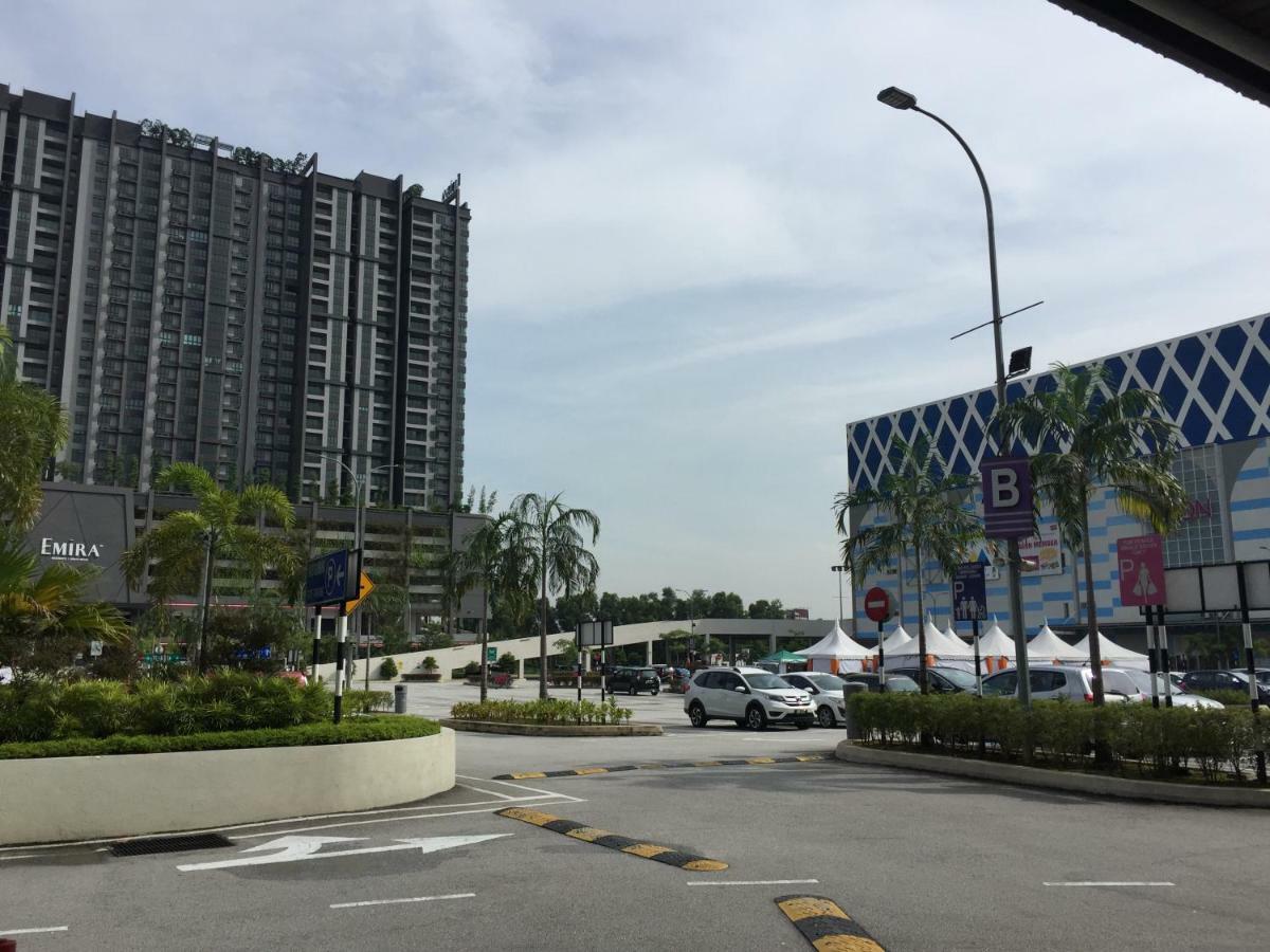Apartment Hot! Niki Emira - Aeon Mall - Centre - Netflix - Msu - Wifi
